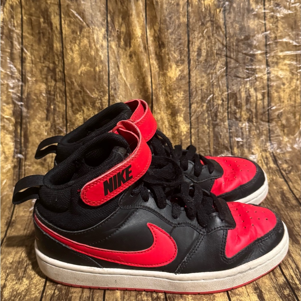 Nike Court Borough Mid 2 Black Red Sneakers Shoes Youth Kids Size 4Y